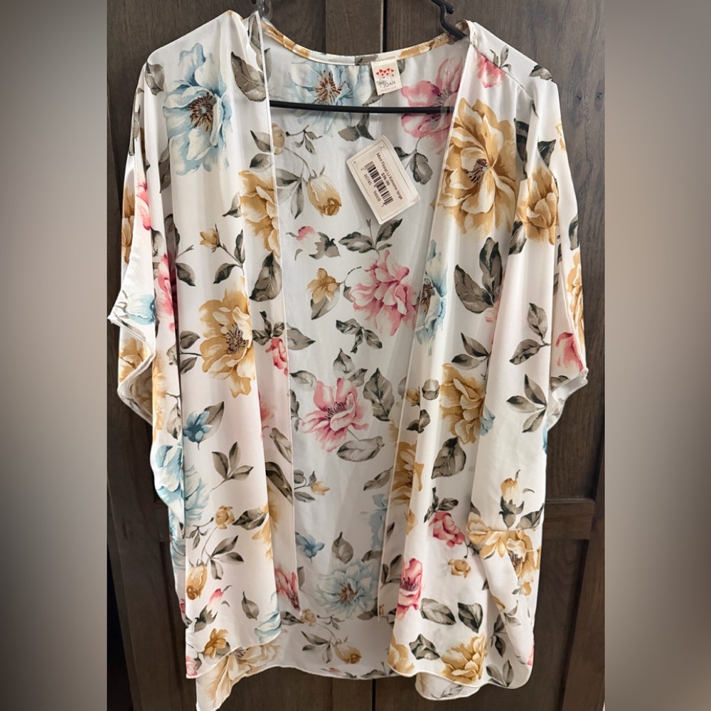 NWT White Floral Open-Front Kimono with Pink, Blue & Yellow Blooms